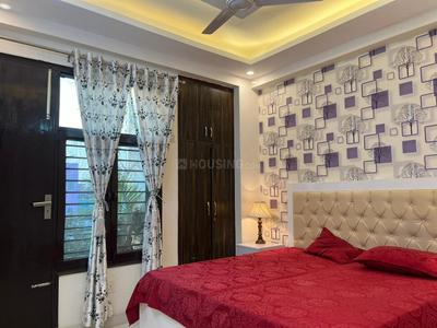 Bedroom Image of 1800 Sq.ft 3 BHK Builder Floor for rent in Ashok Vihar Phase 1 Gurgaon for Rs. 25500