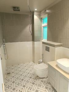 Bathroom Image of 4500 Sq.ft 5 BHK Builder Floor for sale in Sector 4 Gurgaon for Rs. 39000000