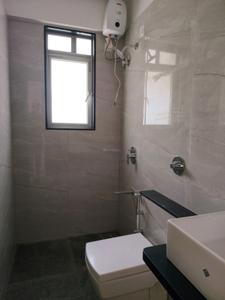 Common Bathroom Image of 614 Sq.ft 1 BHK Apartment / Flat for sale in I R Jamuna CHS, Andheri East Mumbai for Rs. 12400000