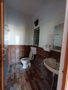Bathroom Image of 1820 Sq.ft 3 BHK Apartment / Flat for rent in Maligaon Guwahati for Rs. 30000