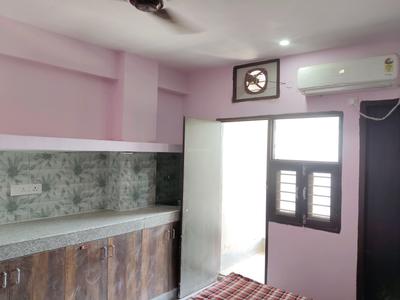 1 RK Independent Builder Floor