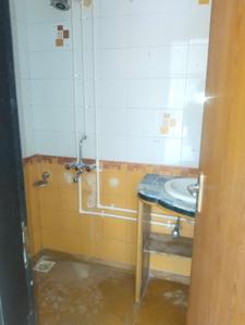 Bathroom Image of 1210 Sq.ft 3 BHK Apartment / Flat for sale in Shree Mahavir Avenue 9, Vile Parle West Mumbai for Rs. 68100000