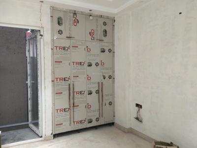 Bedroom Image of 900 Sq.ft 2 BHK Builder Floor for sale in Vikaspuri New Delhi for Rs. 16000000