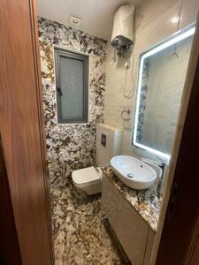 Bathroom Image of 5000 Sq.ft 4 BHK Builder Floor for rent in Suncity Township, Sector 54 Gurgaon for Rs. 230000
