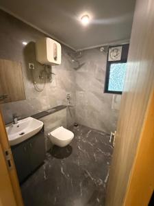 Bathroom Image of 1300 Sq.ft 2 BHK Apartment / Flat for rent in M3M Skywalk, Sector 74 Gurgaon for Rs. 55000