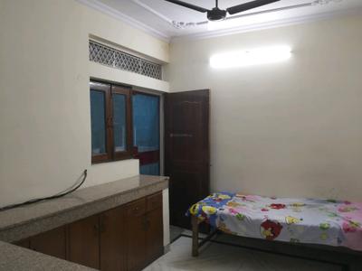 Bedroom Image of 1200 Sq.ft 3.5 BHK Apartment / Flat for rent in Mayur Vihar Phase 1 Pocket 2 RWA, Mayur Vihar Phase 1 New Delhi for Rs. 56000