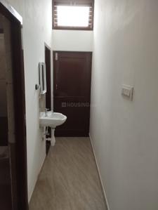 Bathroom Image of 1000 Sq.ft 2 BHK Independent House for rent in Gokulam Mysore for Rs. 30000