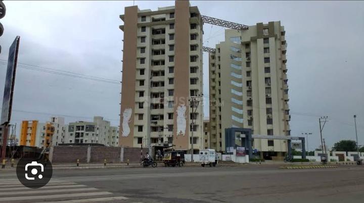 Image of 1180 Sq.ft 4 BHK Apartment / Flat for rent in Golden Gokul Mathura, Madhapar, Rajkot for Rs. 20000