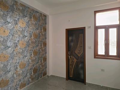 Bedroom Image of 750 Sq.ft 2 BHK Builder Floor for sale in DLF Ankur Vihar Ghaziabad for Rs. 2365555