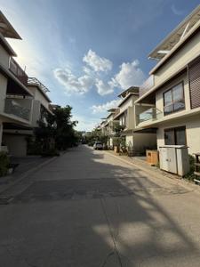 Image of 1700 Sq.ft 3 BHK Villa for rent in 42 Markone, Bommasandra, Bengaluru for Rs. 45000