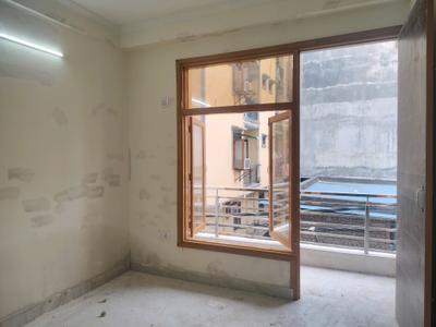 Bedroom Image of 680 Sq.ft 2 BHK Builder Floor for sale in Khanpur New Delhi for Rs. 3700000