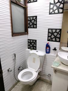 Servant Room Image of 2200 Sq.ft 4 BHK Apartment / Flat for sale in Shubh Laxmi Apartment, Sector 6 Dwarka New Delhi for Rs. 39000000