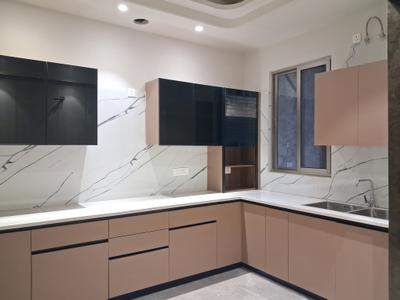 Kitchen Image of 1800 Sq.ft 3 BHK Builder Floor for sale in Paschim Vihar New Delhi for Rs. 37000000