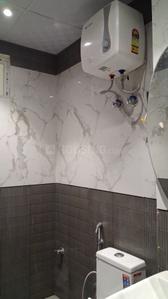 Bathroom Image of 500 Sq.ft 1 RK Builder Floor for rent in Sector 28 Gurgaon for Rs. 28000