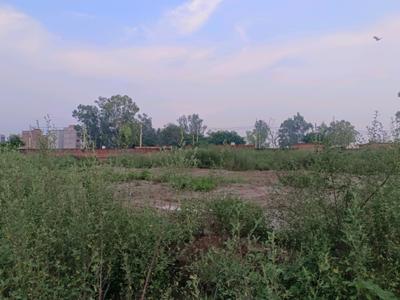 Image of 120 Sq.ft Residential Plot / Land for sale in Rohini Sector 28, New Delhi for Rs. 35000000