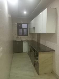 Kitchen Image of 850 Sq.ft 2 BHK Builder Floor for sale in Shalimar Bagh New Delhi for Rs. 10100000