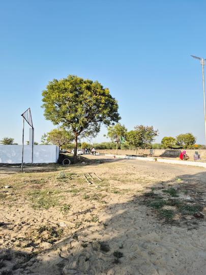 Shrishti Main Image 1