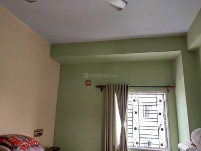 Bedroom Image of 660 Sq.ft 2 BHK Builder Floor for sale in Paikpara Kolkata for Rs. 2150000