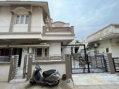 Image of 1800 Sq.ft 4 BHK Villa for sale in Motera, Ahmedabad for Rs. 22500000