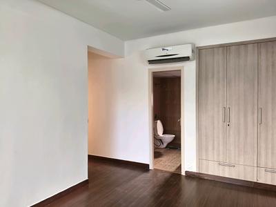 Bedroom Image of 2000 Sq.ft 4 BHK Apartment / Flat for sale in Bestech Park View Spa Next, Sector 67 Gurgaon for Rs. 39000000
