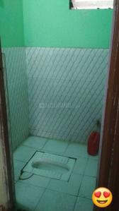 Bathroom Image of 750 Sq.ft 1 BHK Apartment / Flat for sale in MEET APARTMENT, GIDC Vapi for Rs. 500000