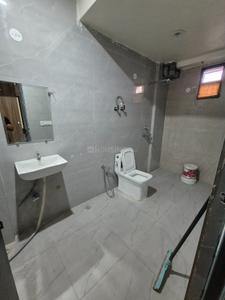 Bathroom Image of 1000 Sq.ft 1 BHK Independent House for rent in Noida Extension Greater Noida for Rs. 20000
