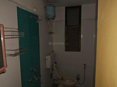 Bathroom Image of 1100 Sq.ft 2 BHK Apartment / Flat for rent in Lalaram Nagar Indore for Rs. 25000