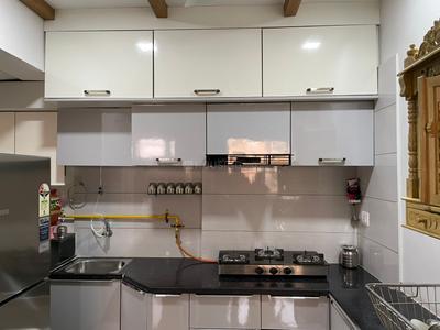 Kitchen Image of 600 Sq.ft 1 BHK Apartment / Flat for sale in Savvy Studioz, Gota Ahmedabad for Rs. 4200000