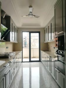 Kitchen Image of 1620 Sq.ft 3 BHK Builder Floor for sale in Greenwood City Floors, Sector 45 Gurgaon for Rs. 33000000