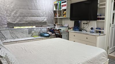 Bedroom Image of 1250 Sq.ft 2 BHK Apartment / Flat for sale in Colaba Mumbai for Rs. 66000000