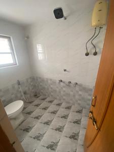 Bathroom Image of 1600 Sq.ft 2 BHK Independent House for rent in Ram Nagar Nagpur for Rs. 35000