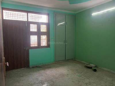 Bedroom Image of 1350 Sq.ft 4 BHK Builder Floor for sale in Shahdara New Delhi for Rs. 8000000
