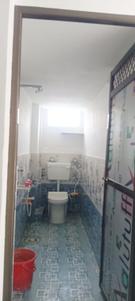 Bathroom Image of 800 Sq.ft 3 BHK Builder Floor for rent in Babatpur Varanasi for Rs. 15000