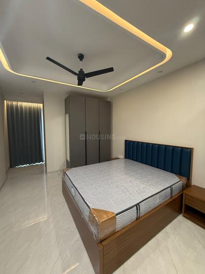 DLF Golf Course, Sector 42 Bedroom 1