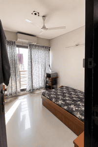 Bedroom Image of 700 Sq.ft 1 BHK Apartment / Flat for sale in Udhna Surat for Rs. 2100000