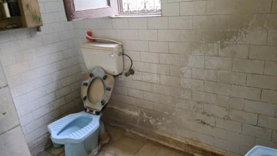 Image of 1350 Sq.ft 4 BHK Builder Floor for sale in Malviya Nagar, New Delhi for Rs. 25000000