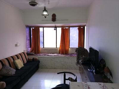 Living Room Image of 1000 Sq.ft 2 BHK Apartment / Flat for rent in Neelambar Apartments, Pali Hill Mumbai for Rs. 125000