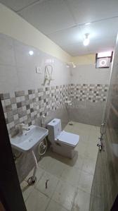 Bathroom Image of 372 Sq.ft 1 RK Apartment / Flat for rent in Sector 72 Noida for Rs. 12599