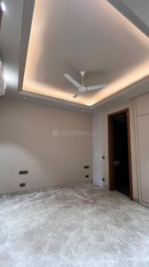 Bedroom Image of 4500 Sq.ft 4 BHK Builder Floor for rent in Greater Kailash I New Delhi for Rs. 550000
