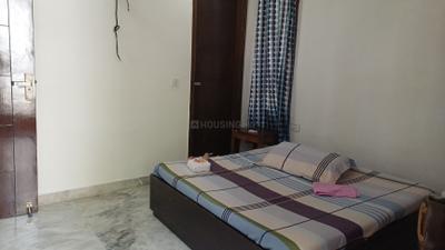 Bedroom Image of 1350 Sq.ft 4 BHK Builder Floor for sale in Ashok Vihar New Delhi for Rs. 23500000