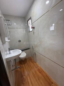 Bathroom Image of 1150 Sq.ft 2 BHK Apartment / Flat for rent in Sahakar Nagar Nagpur for Rs. 23000