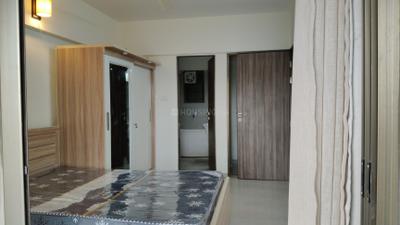 Bedroom Image of 1050 Sq.ft 2 BHK Apartment / Flat for rent in Oxy Beaumonde, Viman Nagar Pune for Rs. 72000
