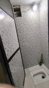 Bathroom Image of 375 Sq.ft 1 BHK Apartment / Flat for sale in Dombivli East Thane for Rs. 1000000