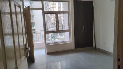 Bedroom Image of 1150 Sq.ft 2.5 BHK Apartment / Flat for rent in Supertech Cape Town, Sector 74 Noida for Rs. 31000
