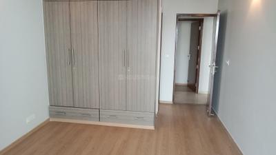 Bedroom Image of 2996 Sq.ft 4 BHK Apartment / Flat for sale in DLF The Summit, Sector 54 Gurgaon for Rs. 98000000