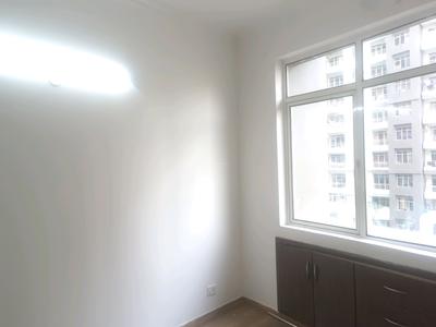 Bedroom Image of 1408 Sq.ft 2 BHK Apartment / Flat for sale in Raheja Vedaanta, Sector 108 Gurgaon for Rs. 13500000