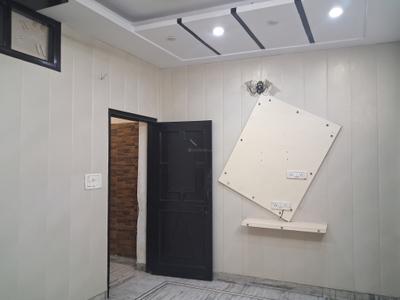 Bedroom Image of 900 Sq.ft 2 BHK Builder Floor for sale in Ramesh Nagar New Delhi for Rs. 12000000