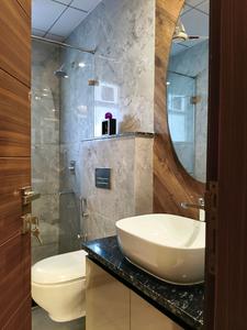 Common Bathroom Image of 1600 Sq.ft 3 BHK Builder Floor for rent in Trehan Luxury Floors 71, Sector 71 Gurgaon for Rs. 47000