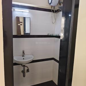 Image of 750 Sq.ft 2 BHK Apartment / Flat for rent in Dheeraj Ganga Apartments, Malad West, Mumbai for Rs. 60000