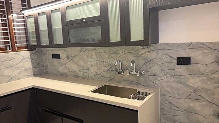 Karolan Ka Barh Main Image 1